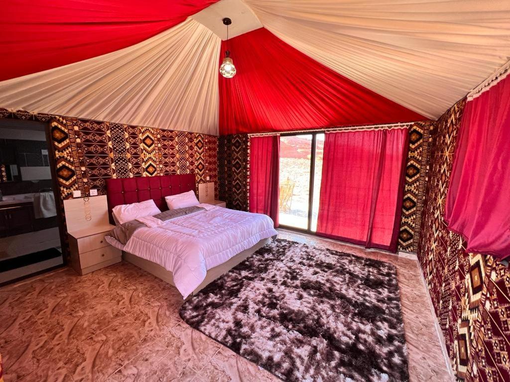 Wadi Rum Sky Tours & Camp Zewnętrze zdjęcie